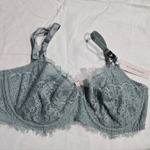 Victoria's Secret Lace Bra in Soft Blue